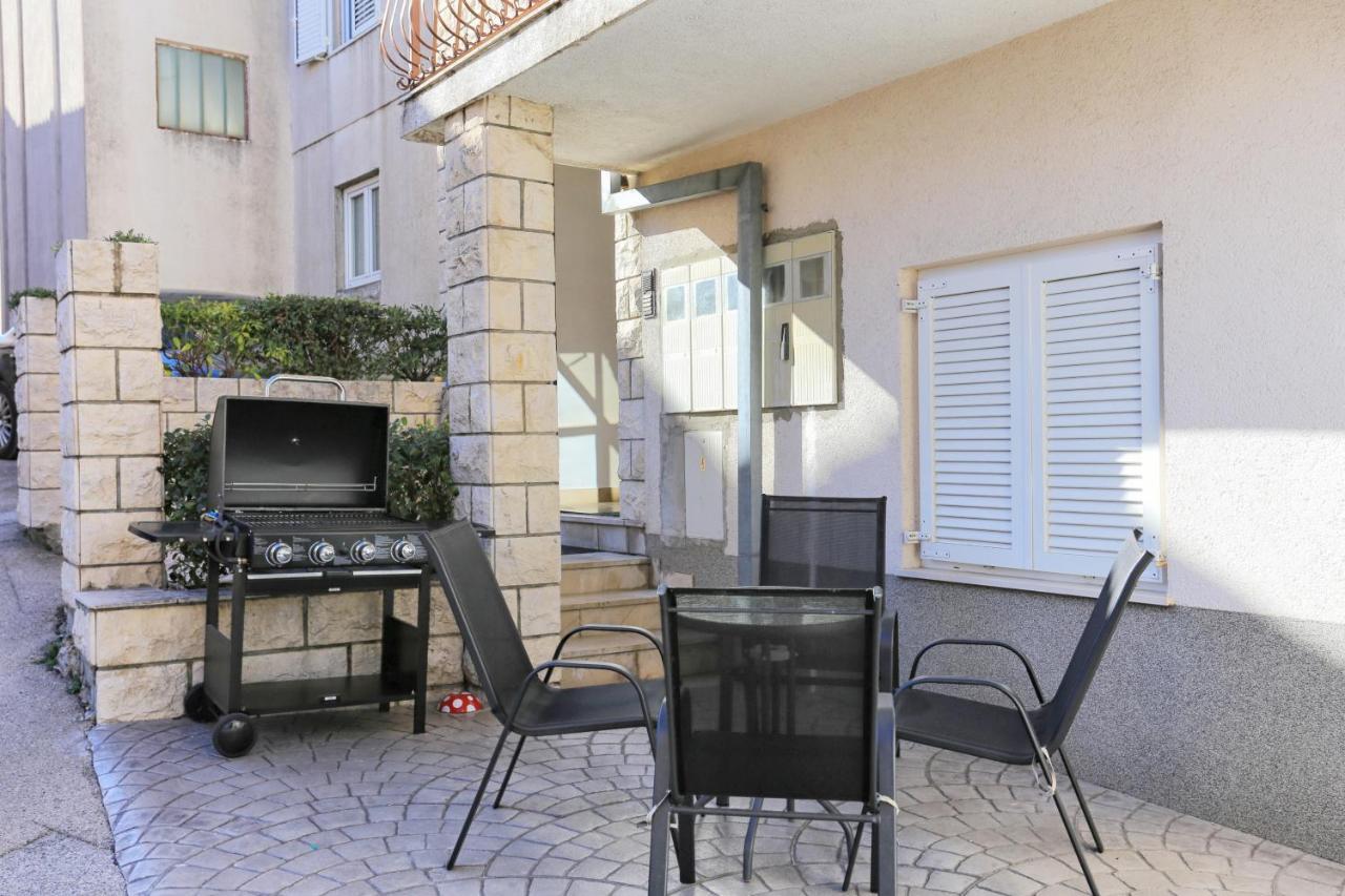 Apartments With A Parking Space Split - 11518 Exterior photo