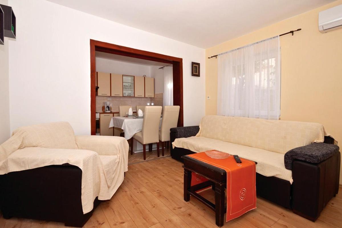 Apartments With A Parking Space Split - 11518 Room photo